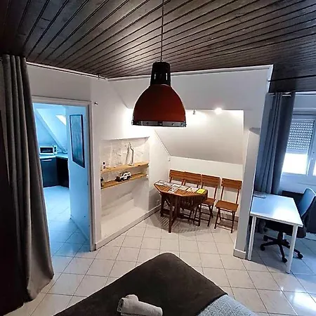 Apartment F2 35-44m2 9 Mins Voiture Chateau 4pers 1ch+sejour Le Chesnay (Yvelines)