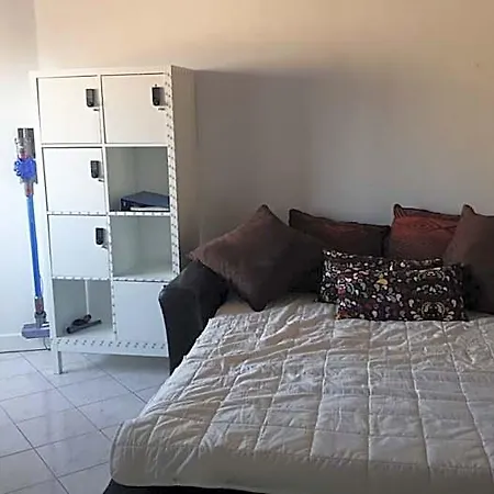 F2 35-44m2 9 Mins Voiture Chateau 4pers 1ch+sejour Apartment *